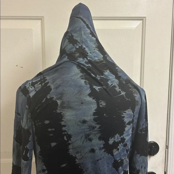 Kathmandu Imports Small Stylish Black and blue Jacket - Picture 7 of 10